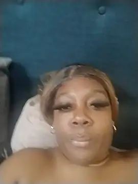 BiancaClarkson online show from 11/05/25, 05:02