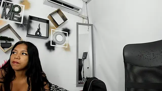 YuleimysAndAlex online show from 11/20/25, 03:07