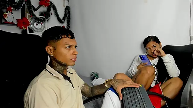 YuleimysAndAlex online show from 12/16/25, 03:33