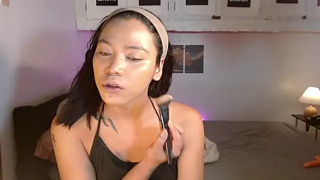 CassieXValeriee online show from 06/10/26, 04:50