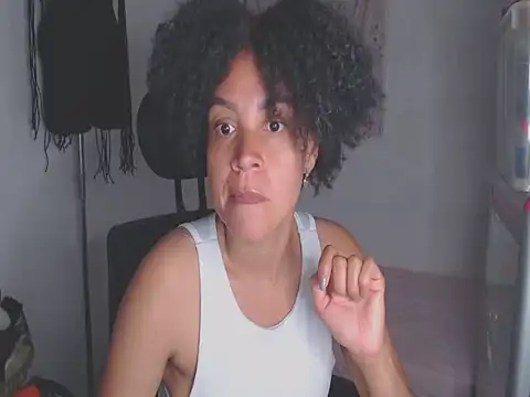 shayna cute online show from 05/10/26, 12:38