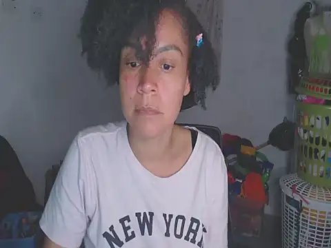 shayna cute online show from 05/15/26, 02:29