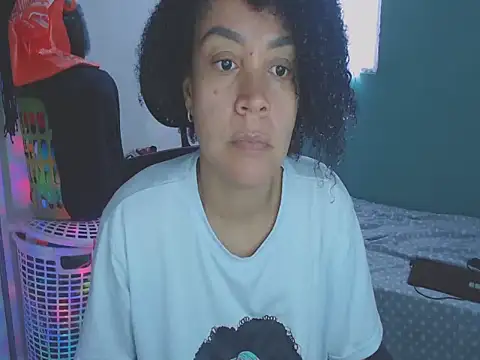 shayna cute online show from 06/19/26, 08:01