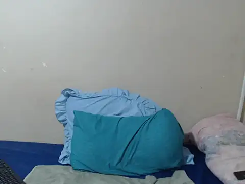 SexyLipss  online show from 04/26/26, 01:47