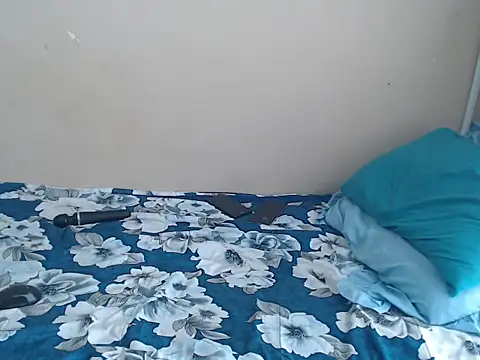 SexyLipss  online show from 05/02/26, 07:13