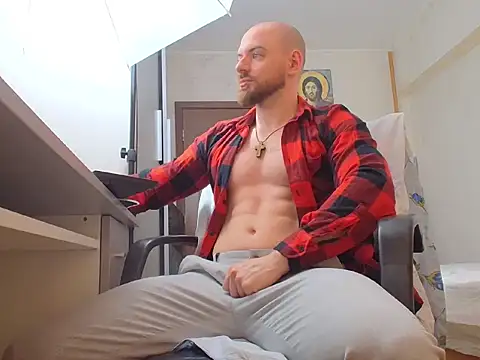 Snapshot of Ryanstone_ chatting on 03/30/26, 06:36 Ryanstone online show from 03/30/26, 06:36