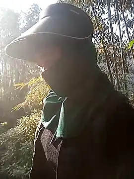 Mami xxx online show from 11/27/25, 01:07