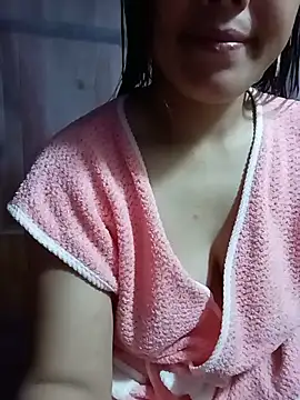 Snapshot of Sara_pusyy chatting on 07/12/26, 01:46 Sara pusyy online show from 07/12/26, 01:46