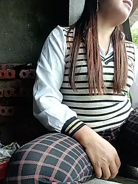Snapshot of Sara_pusyy chatting on 07/19/26, 08:51 Sara pusyy online show from 07/19/26, 08:51