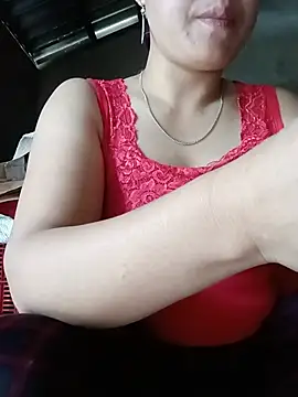 Snapshot of Sara_pusyy chatting on 07/24/26, 04:43 Sara pusyy online show from 07/24/26, 04:43