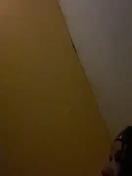 Snapshot of Lily_bood chatting on 11/17/25, 10:48 Lily bood online show from 11/17/25, 10:48