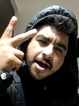 Snapshot of Yerackhip chatting on 01/06/26, 04:21 Yerackhip online show from 01/06/26, 04:21