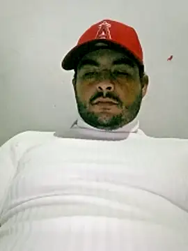 Snapshot of Yerackhip chatting on 02/11/26, 01:21 Yerackhip online show from 02/11/26, 01:21