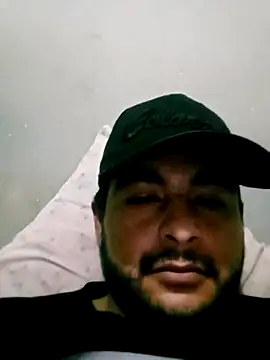 Snapshot of Yerackhip chatting on 02/12/26, 12:11 Yerackhip online show from 02/12/26, 12:11