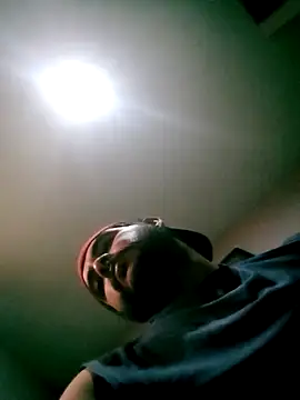 Snapshot of Yerackhip chatting on 03/04/26, 06:25 Yerackhip online show from 03/04/26, 06:25