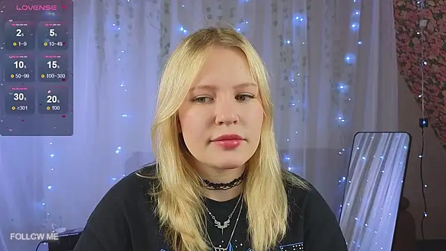 Mila wxw online show from 12/18/25, 01:50