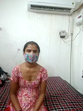 Snapshot of Soni_bhabhiji12 chatting on 11/03/25, 04:41 Soni bhabhiji12 online show from 11/03/25, 04:41