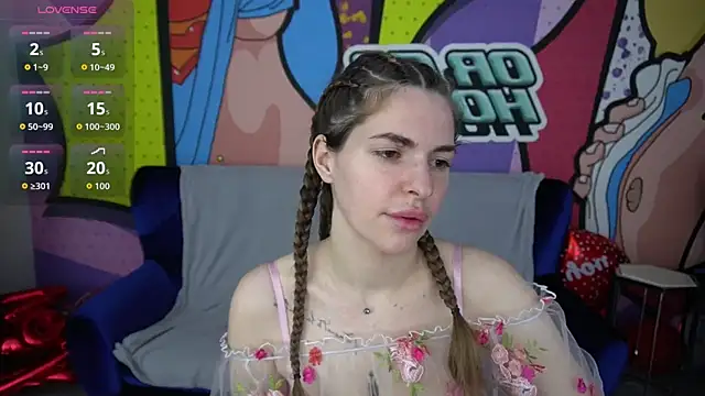 Snapshot of DanielaReign chatting on 02/19/26, 06:53 DanielaReign online show from 02/19/26, 06:53