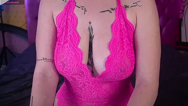 DanielaReign online show from 06/30/26, 12:50