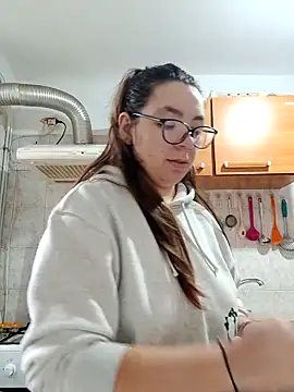 Baby Myla online show from 11/20/25, 08:36