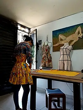 PaulinaLondra2 online show from 11/07/25, 02:06