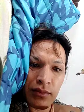 PaulinaLondra2 online show from 12/16/25, 02:16