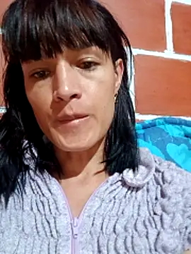 PaulinaLondra2 online show from 12/20/25, 01:45