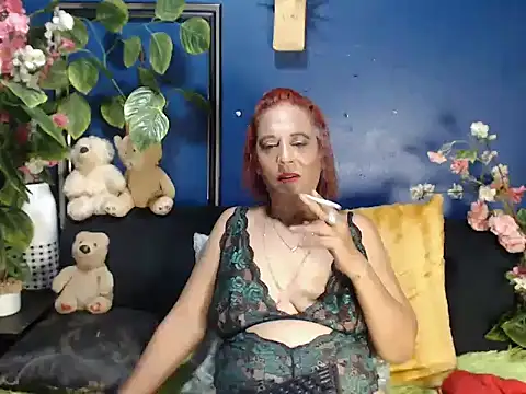 Hot queen57 online show from 12/20/25, 04:58