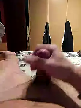 Snapshot of Cini75 chatting on 12/01/25, 07:52 Cini75 online show from 12/01/25, 07:52