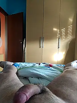 Snapshot of Cini75 chatting on 02/22/26, 08:02 Cini75 online show from 02/22/26, 08:02