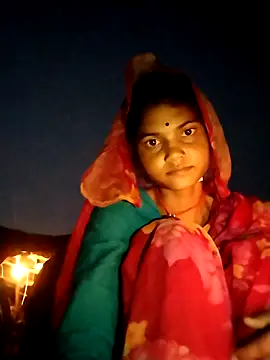 Snapshot of Jooli_cuty chatting on 02/14/26, 12:51 Jooli cuty online show from 02/14/26, 12:51