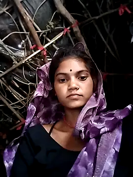 Snapshot of Jooli_cuty chatting on 02/18/26, 08:10 Jooli cuty online show from 02/18/26, 08:10