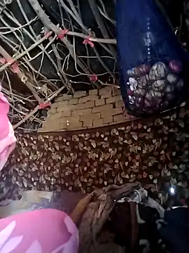 Snapshot of Jooli_cuty chatting on 02/21/26, 04:13 Jooli cuty online show from 02/21/26, 04:13