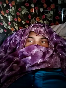 Snapshot of Jooli_cuty chatting on 02/28/26, 09:43 Jooli cuty online show from 02/28/26, 09:43