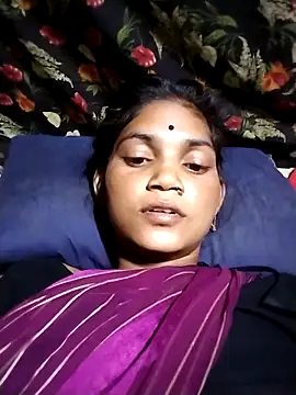 Snapshot of Jooli_cuty chatting on 03/15/26, 02:34 Jooli cuty online show from 03/15/26, 02:34