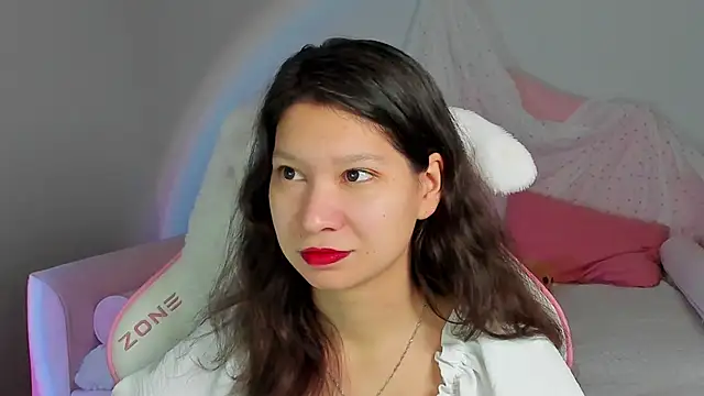 SaraDenars online show from 11/27/25, 05:20