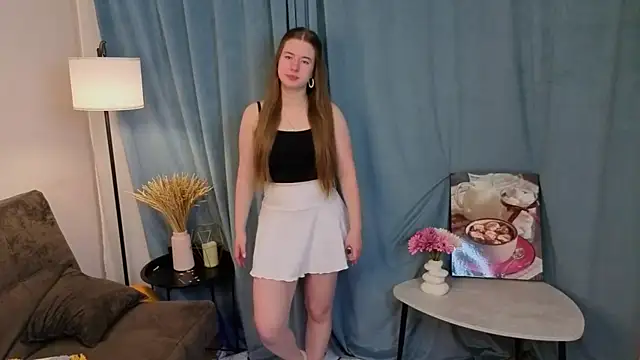 Snapshot of MowasaBritten chatting on 12/05/25, 03:41 MowasaBritten online show from 12/05/25, 03:41