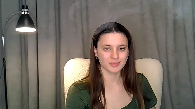 KiraHoney online show from 06/12/26, 07:35