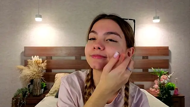 MargieDavidson online show from 02/02/26, 08:35