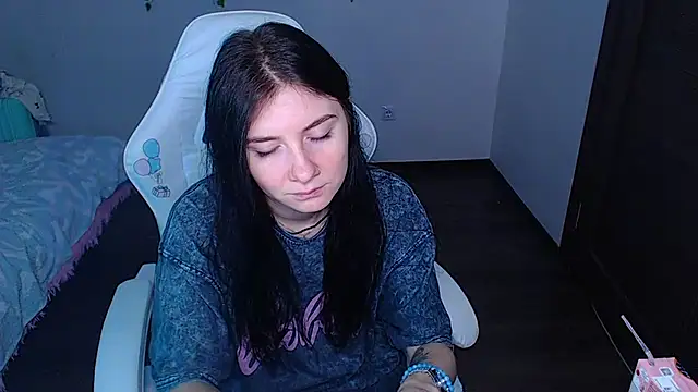 Snapshot of _Daniella_True_ chatting on 11/06/25, 02:07 Daniella True online show from 11/06/25, 02:07