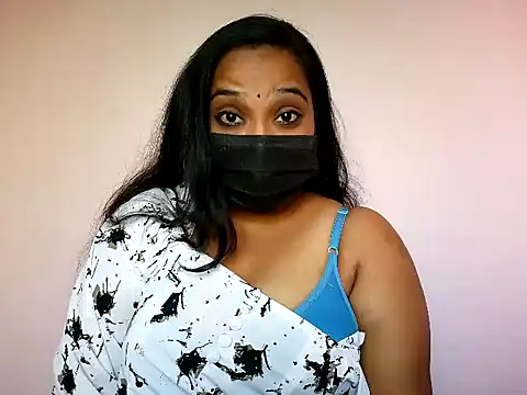 Snapshot of Mathi_cam chatting on 07/15/26, 04:40 Mathi cam online show from 07/15/26, 04:40