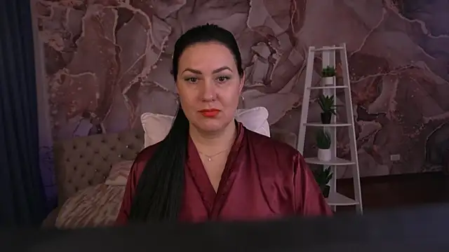 VelvetLuck online show from 11/25/25, 05:46