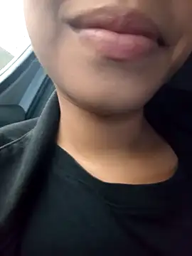 Morenaizzy online show from 11/06/25, 02:40