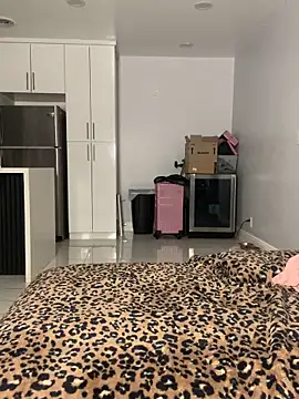 PrincessDreamm online show from 05/19/26, 01:56