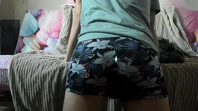 Snapshot of Mrmansexy01 chatting on 11/04/25, 01:43 Mrmansexy01 online show from 11/04/25, 01:43