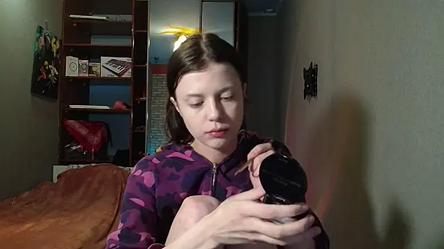 Snapshot of t_files_x chatting on 01/11/26, 04:34 t files x online show from 01/11/26, 04:34