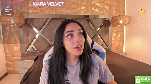 Kiara velvet   online show from 04/28/26, 05:23