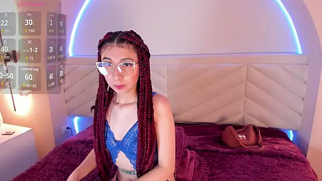 Isabella Crofts online show from 04/29/26, 03:10