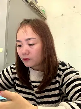 Snapshot of Bana-gibee chatting on 01/16/26, 01:42 Bana-gibee online show from 01/16/26, 01:42