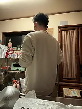 Snapshot of ippei0001 chatting on 01/09/26, 06:31 ippei0001 online show from 01/09/26, 06:31